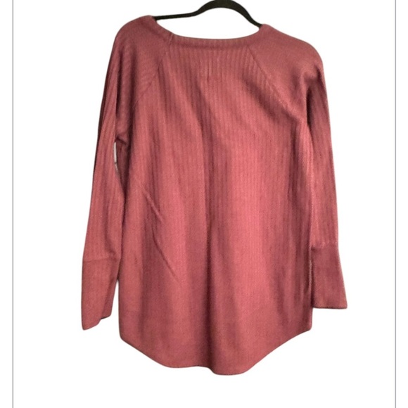 Chaser Mauve Thermal Button Sleeve Top - Picture 2 of 4